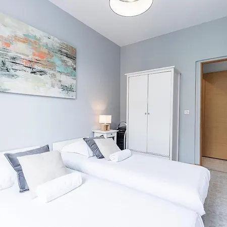 Appartement Large 3 Bdr Center